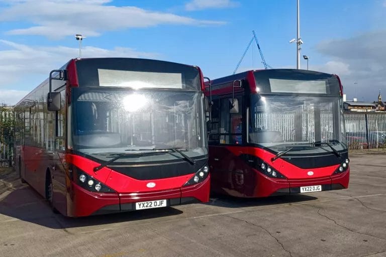 ADL-Enviro200-for-Thames-Valley-Buses-2