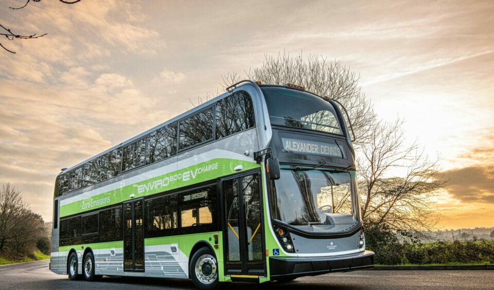 Alexander Dennis Enviro500EV CHARGE (1)