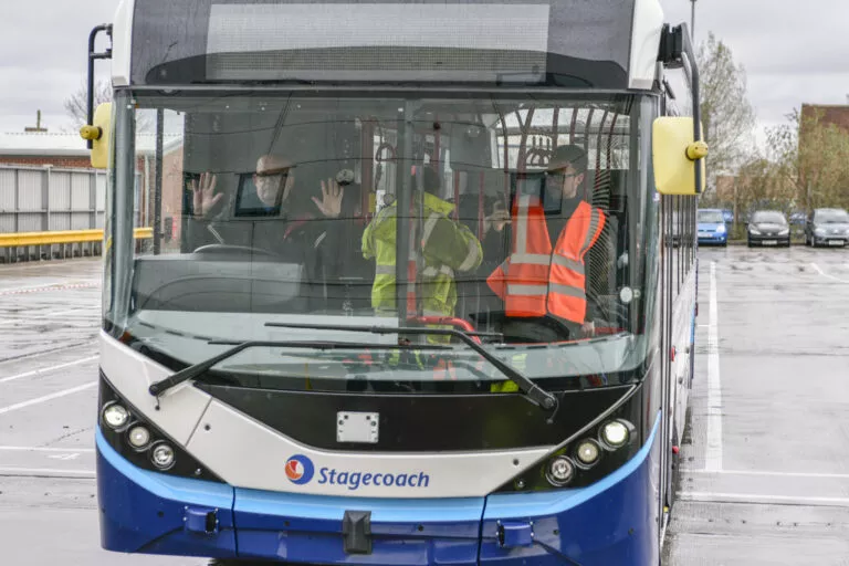 Autonomous bus media event (4)