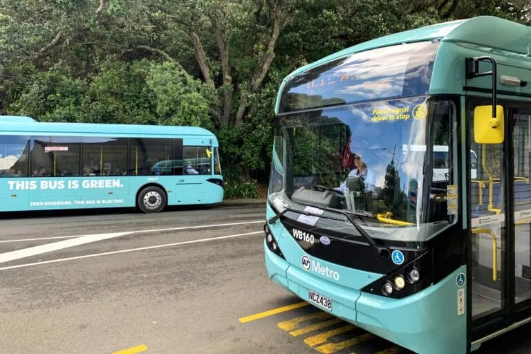 BYD-ADL-Enviro200EV-in-Waiheke-Island-2