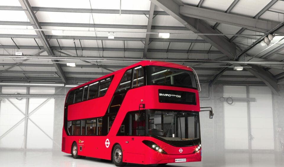 Bus_front_L2R_0001_lights