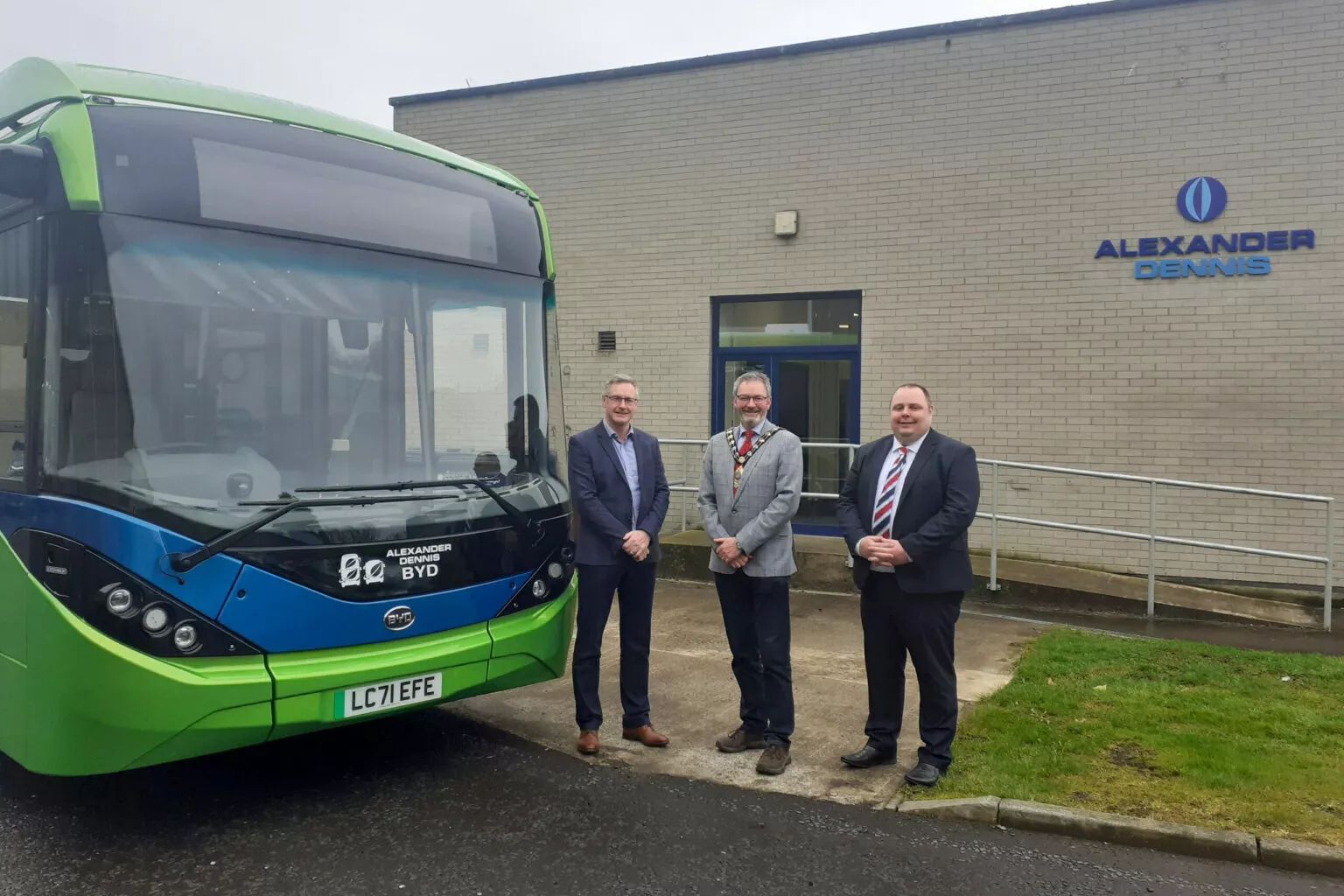 Electric-bus-demonstrator-at-ADL-Ballymena