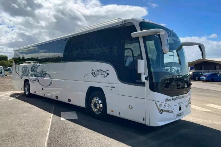 Plaxton-Panther-for-Hunters-Executive-Coaches-2