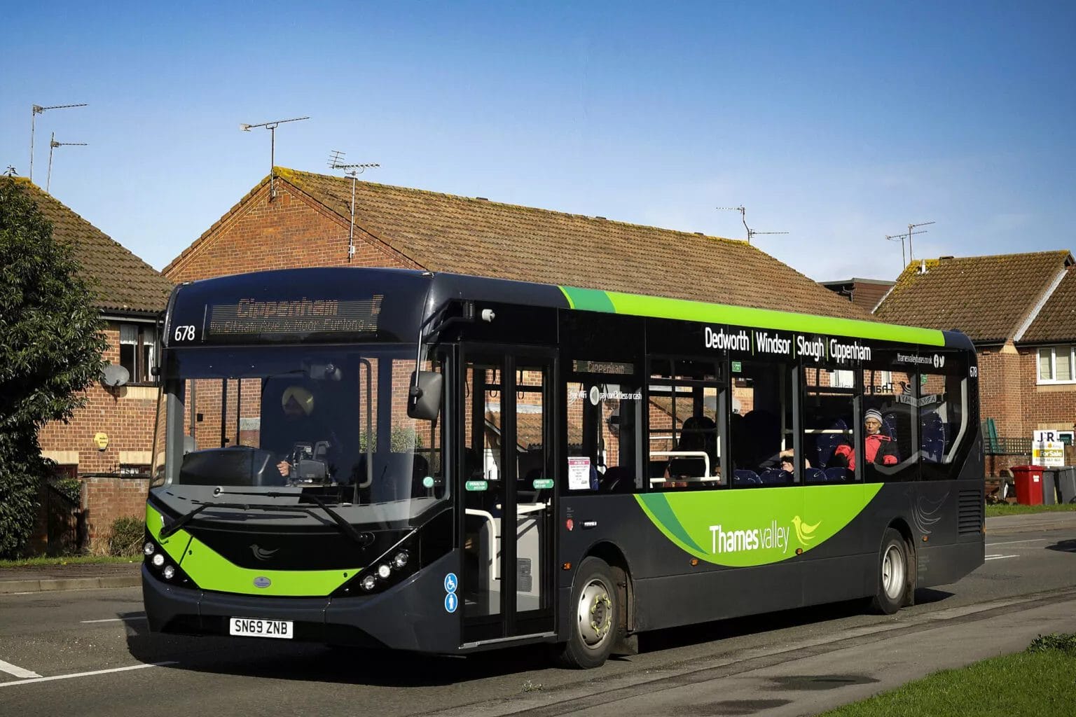Thames-Valley-Buses-Enviro200