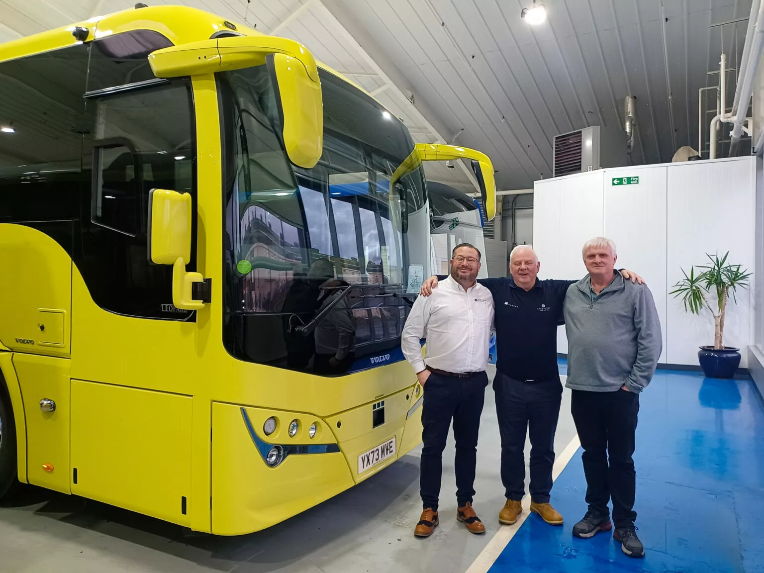 Plaxton-Leopard-for-Southgate-Finchley-Coaches