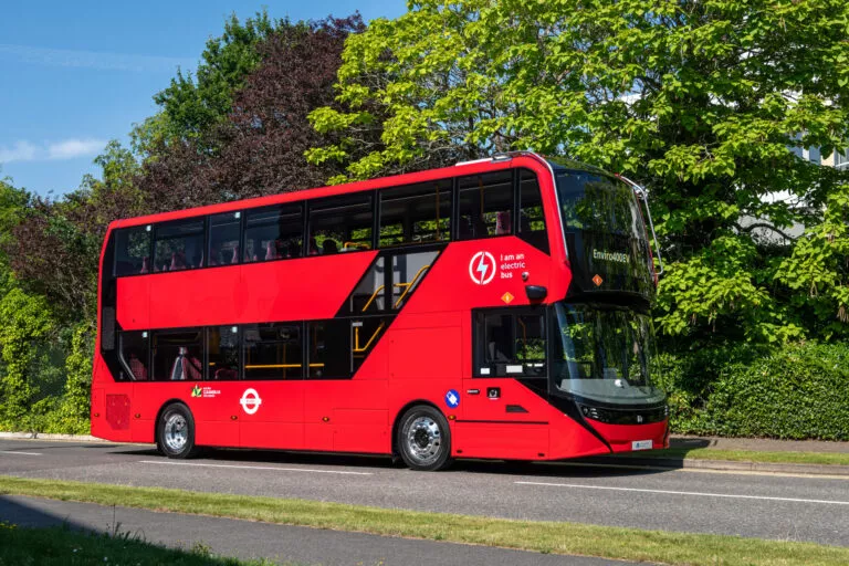 Alexander Dennis Enviro400EV for London (1)