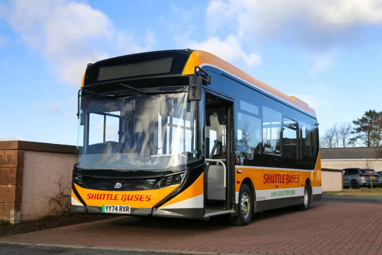 Alexander Dennis Enviro100EV for Shuttle Buses (5)